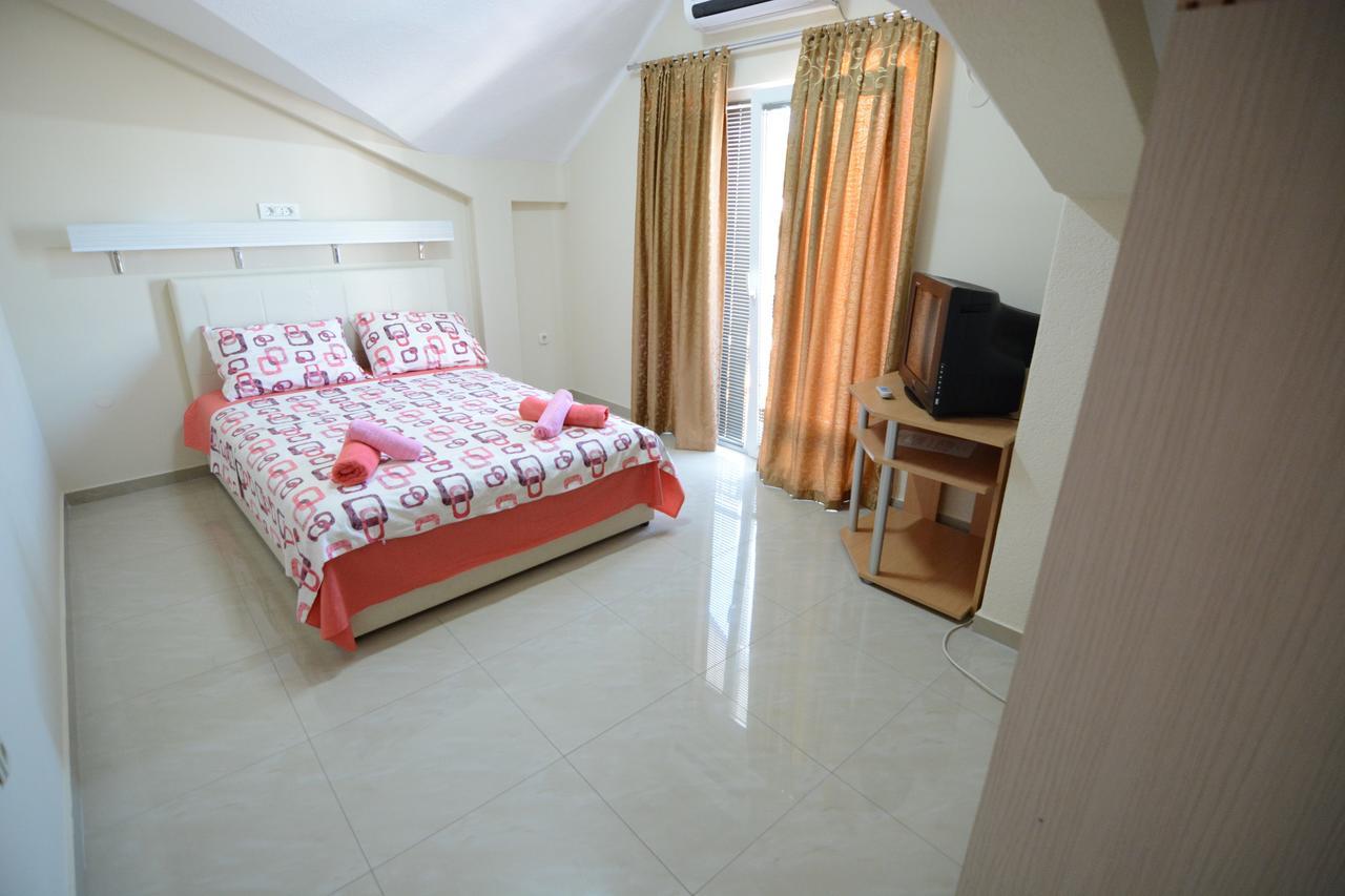 Vila Tea Petrusevski Ohrid Buitenkant foto